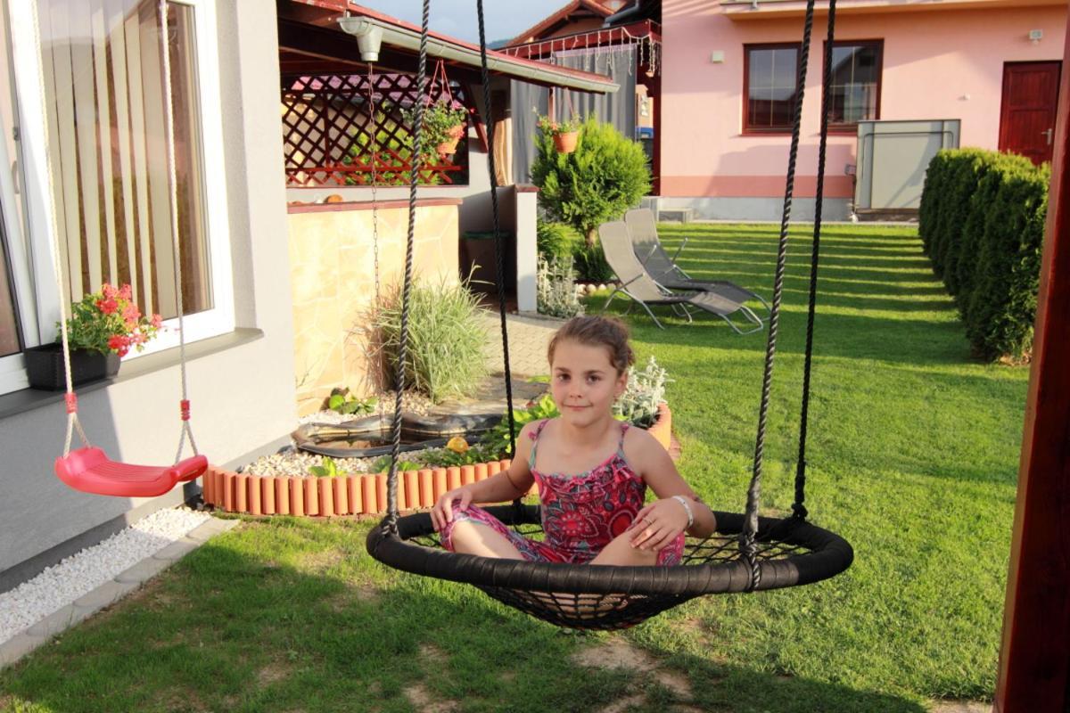 Apartmanovy Dom Stela Bešeňová 외부 사진