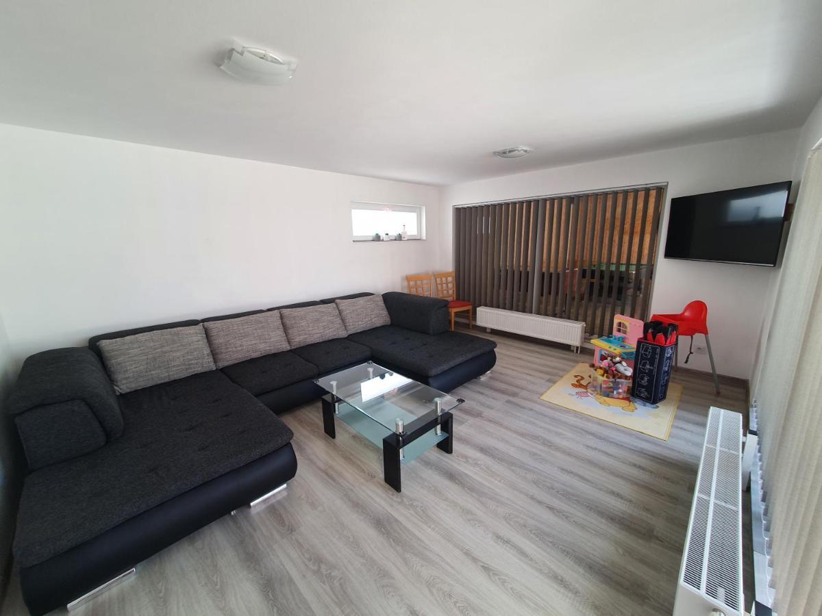 Apartmanovy Dom Stela Bešeňová 외부 사진