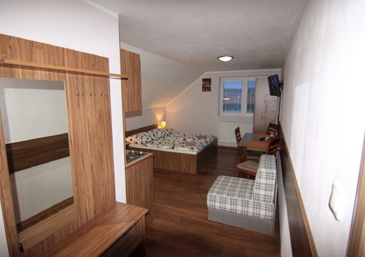 Apartmanovy Dom Stela Bešeňová 외부 사진